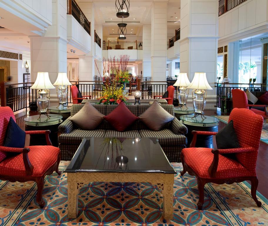 فندق Intercontinental بنوم بنه المظهر الخارجي الصورة